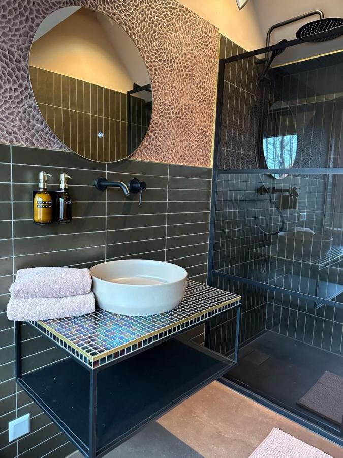 Bed Bij Bistro Lägenhet Medemblik Exteriör bild