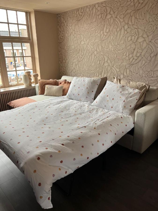 Bed Bij Bistro Lägenhet Medemblik Exteriör bild